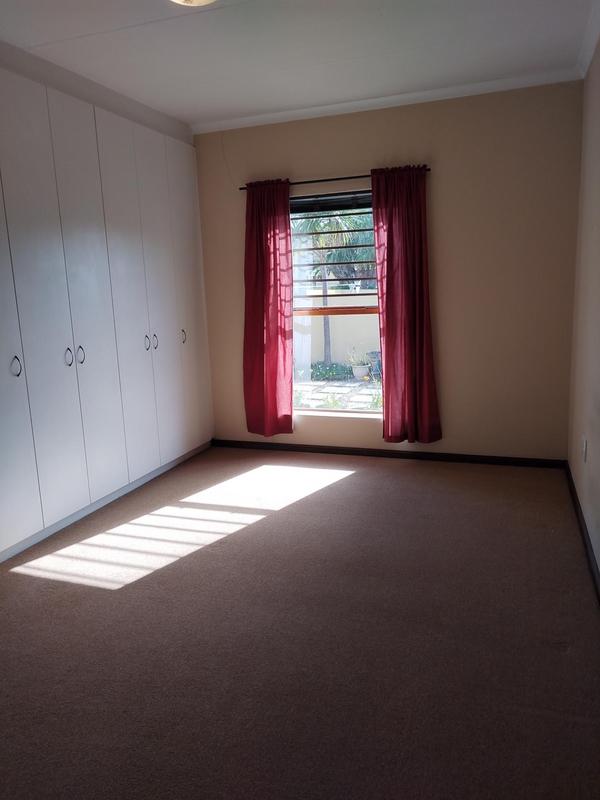 To Let 3 Bedroom Property for Rent in Sandbaai Western Cape